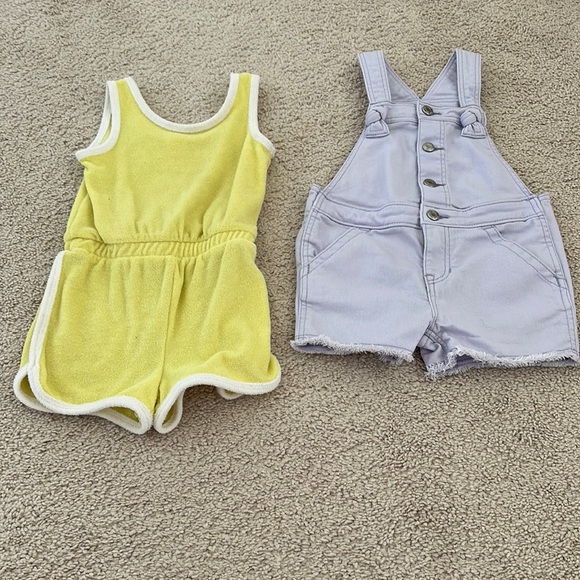 GAP Other - 💕SOLD💕Girls 2T overalls/romper